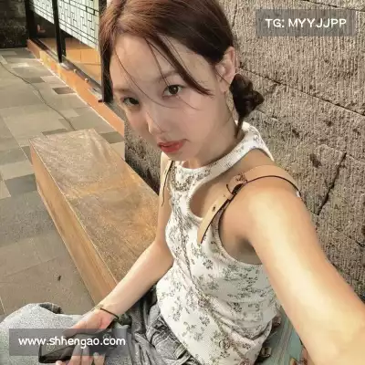 韦心诚